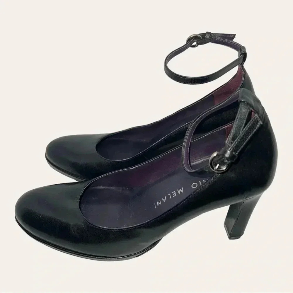 4832.‎ ANTONIO MELANI CLOSED TOE HEELS STRAP AROUND ANKLE ADJUSTABLE SIZE 6.5